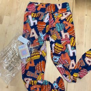 NWT LLR LuLaRoe exclusive birthday leggings